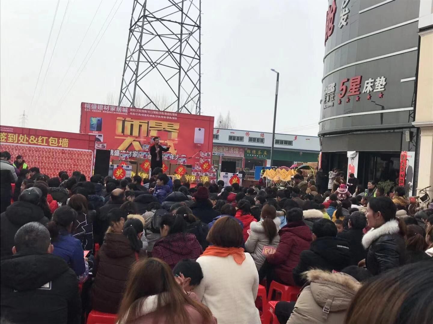 法瑞集成灶開門紅麻城站，飾界大戰(zhàn)！